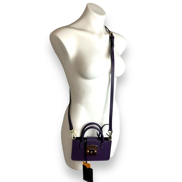 NWT Valentino Crossbody Bag Poppy Bonbonniere Micro Grained Purple Leather Purse - Picture 4 of 16